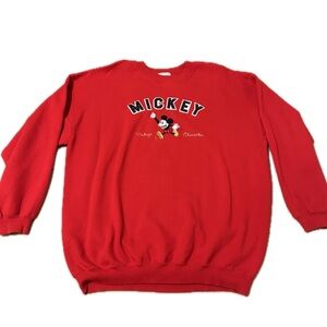 Vintage XL Mickey Mouse sweatshirt! Barley worn, comfortable